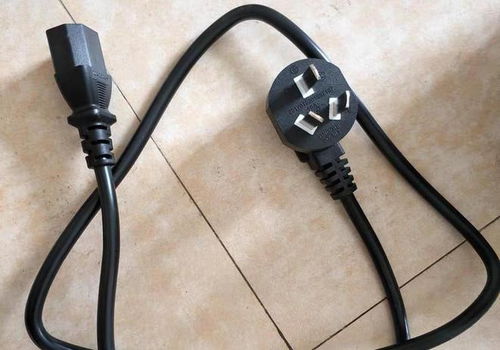 電腦顯示器電源線與電飯鍋電源線能否通用？一篇講透線材原理與安全